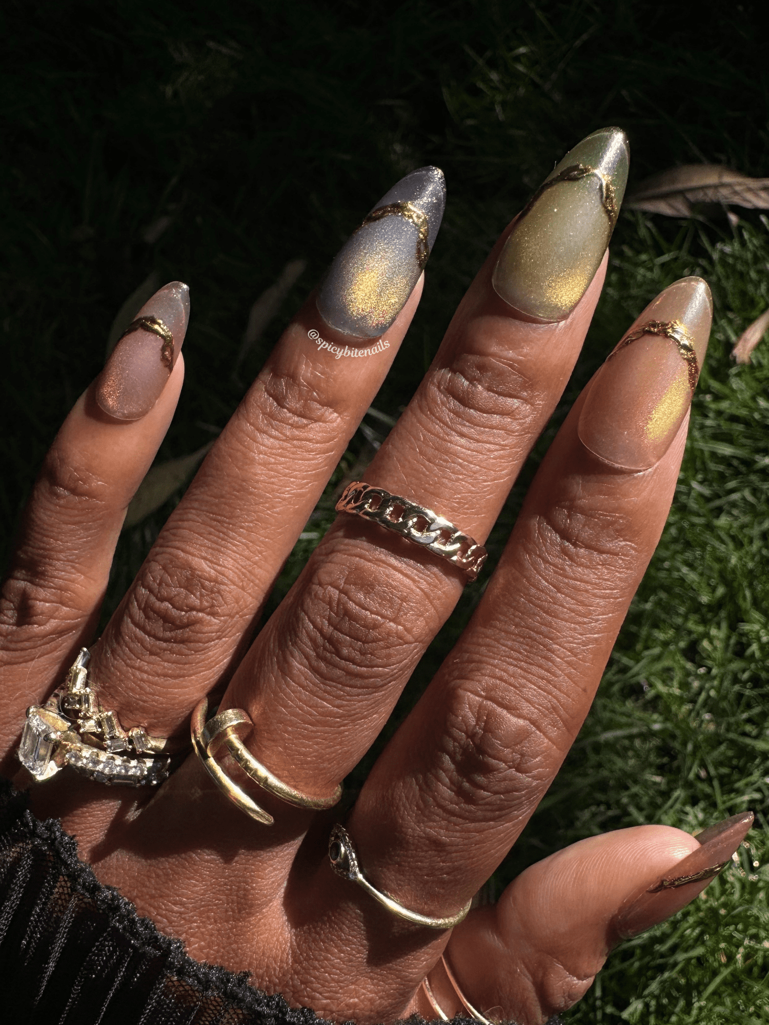 Golden Eclipse - Muted Rainbow Cat-Eye Gold Chrome French Tip Skittles Press-On Nail Extensions 10pcs