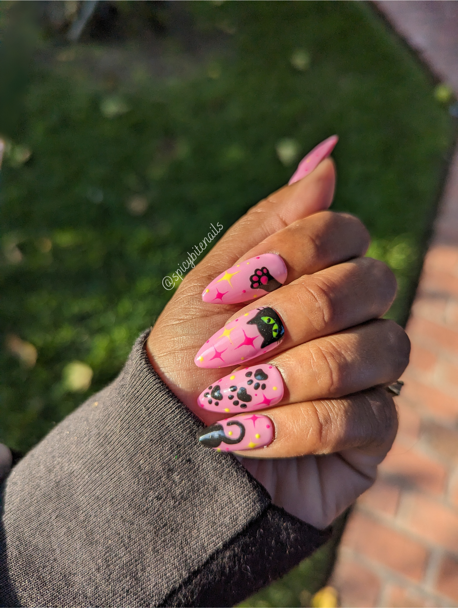 Kitty and the Moonlight - Glow in the Dark Color Changing Pink Cat False Press-On Nail Extensions 10pcs