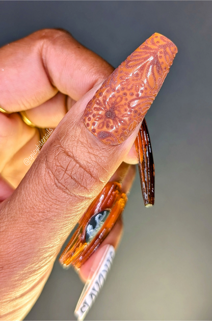 Madame Davis - Beyoncé Whiskey Inspired False Press-On Nail Extensions 10pcs