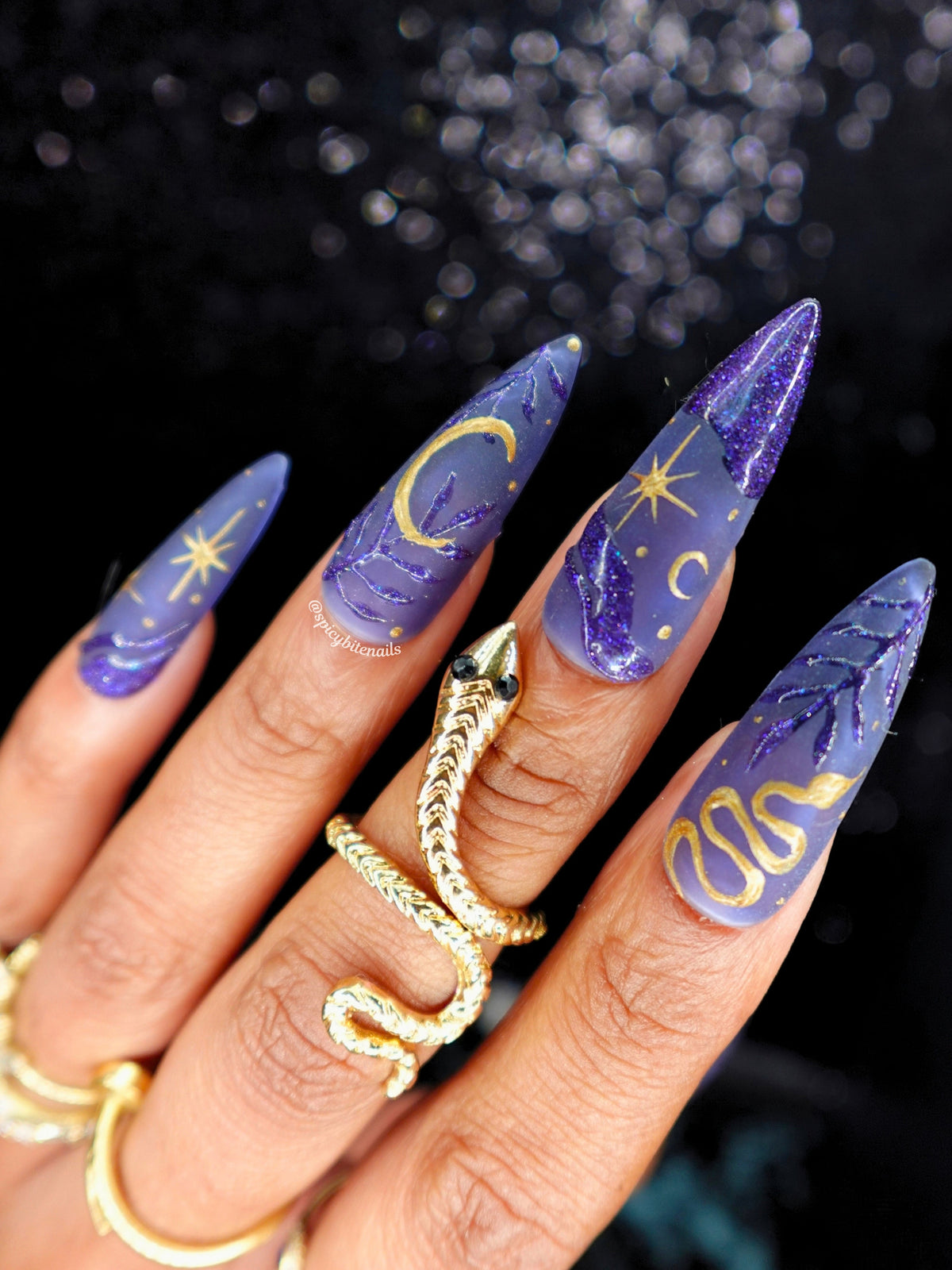 Starlit Spell - Witchy Celestial Navy Blue Cat-Eye Press-Ons