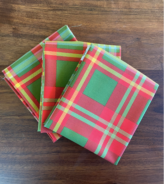 Fat Quarter Holiday Plaid Organic Cotton Poplin
