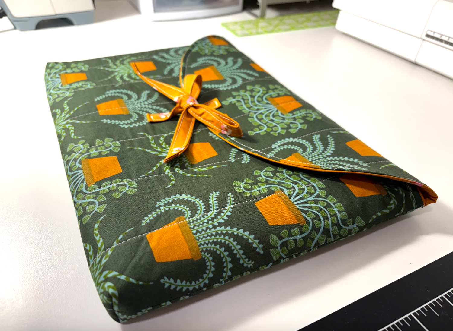 Quilted Laptop Case with Tie Close