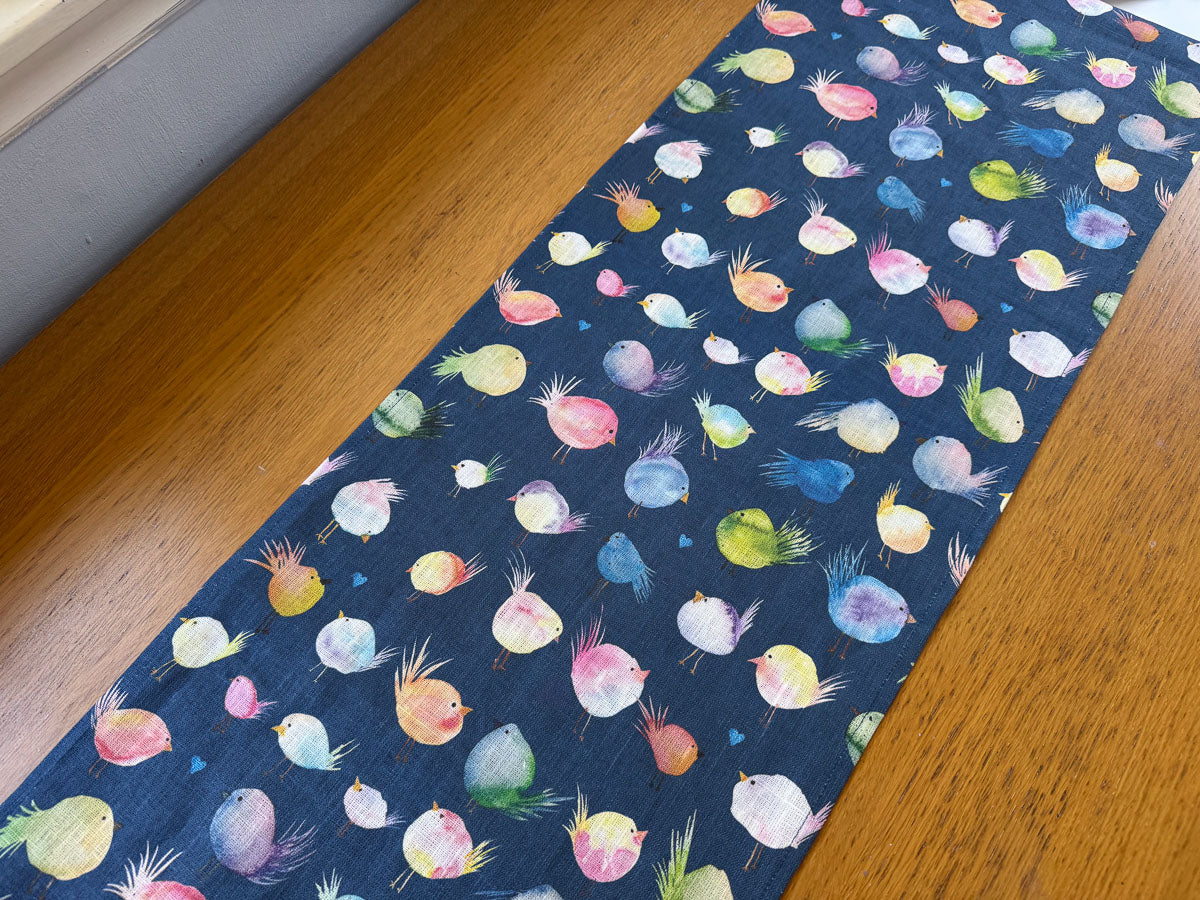 floofy birds european linen table runner