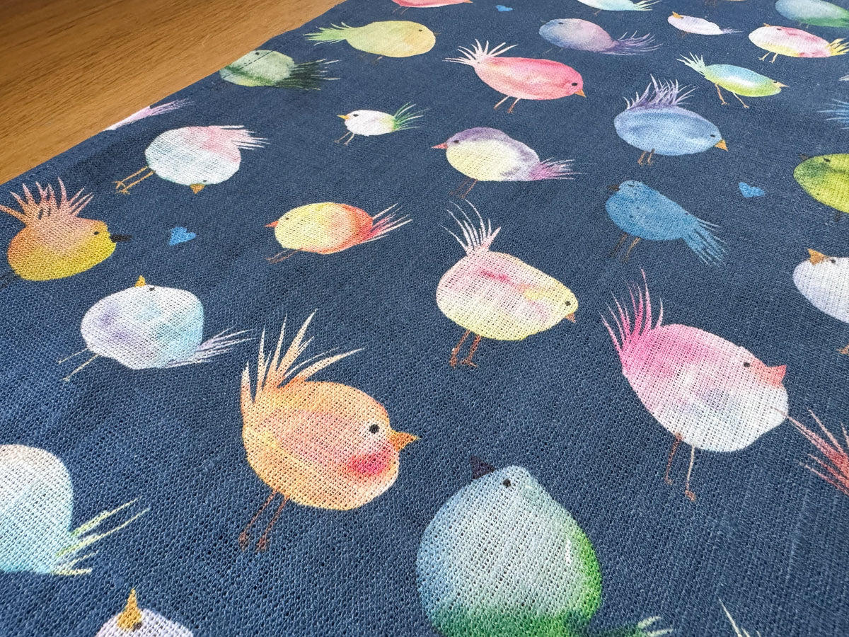 floofy birds european linen table runner