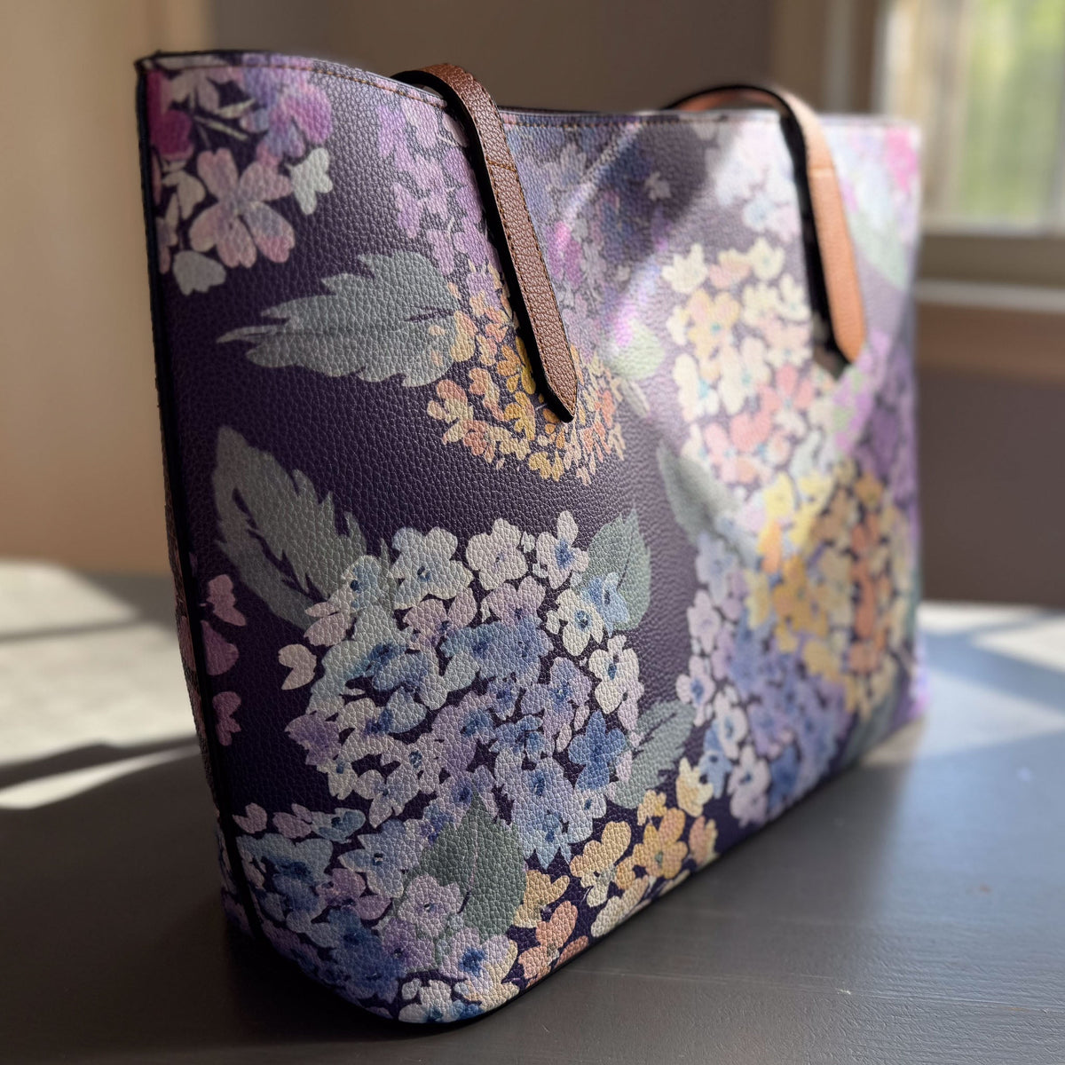 endless hydrangea carryall in vegan leather