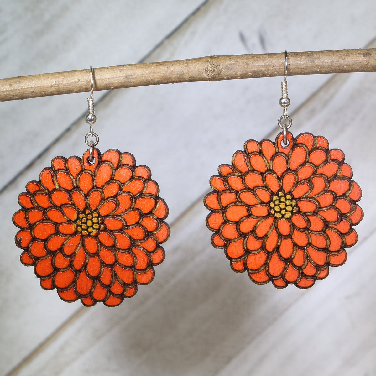 Bloom with vibrant garden style in these Zinnia Flower Wooden Earrings—hand-painted, lightweight, and perfect for flower lovers, nature-inspired fashion, and bright, cheerful everyday vibes.