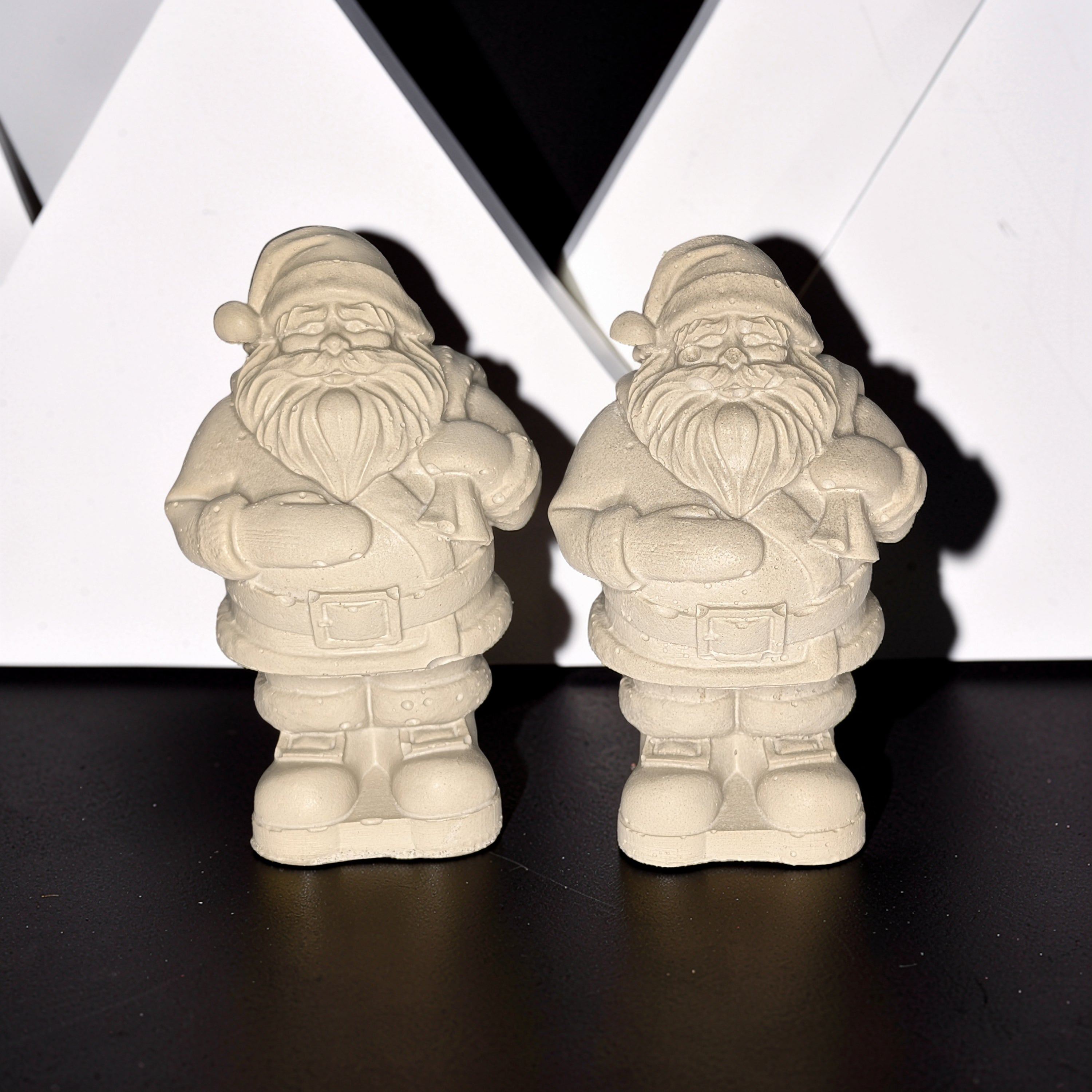 Mini Concrete Santa Claus Figurine, Modern Christmas Shelf Sitter, Concrete Holiday Mantle Decor, Christmas Gnome Paperweight, Paint Your Own Santa Craft