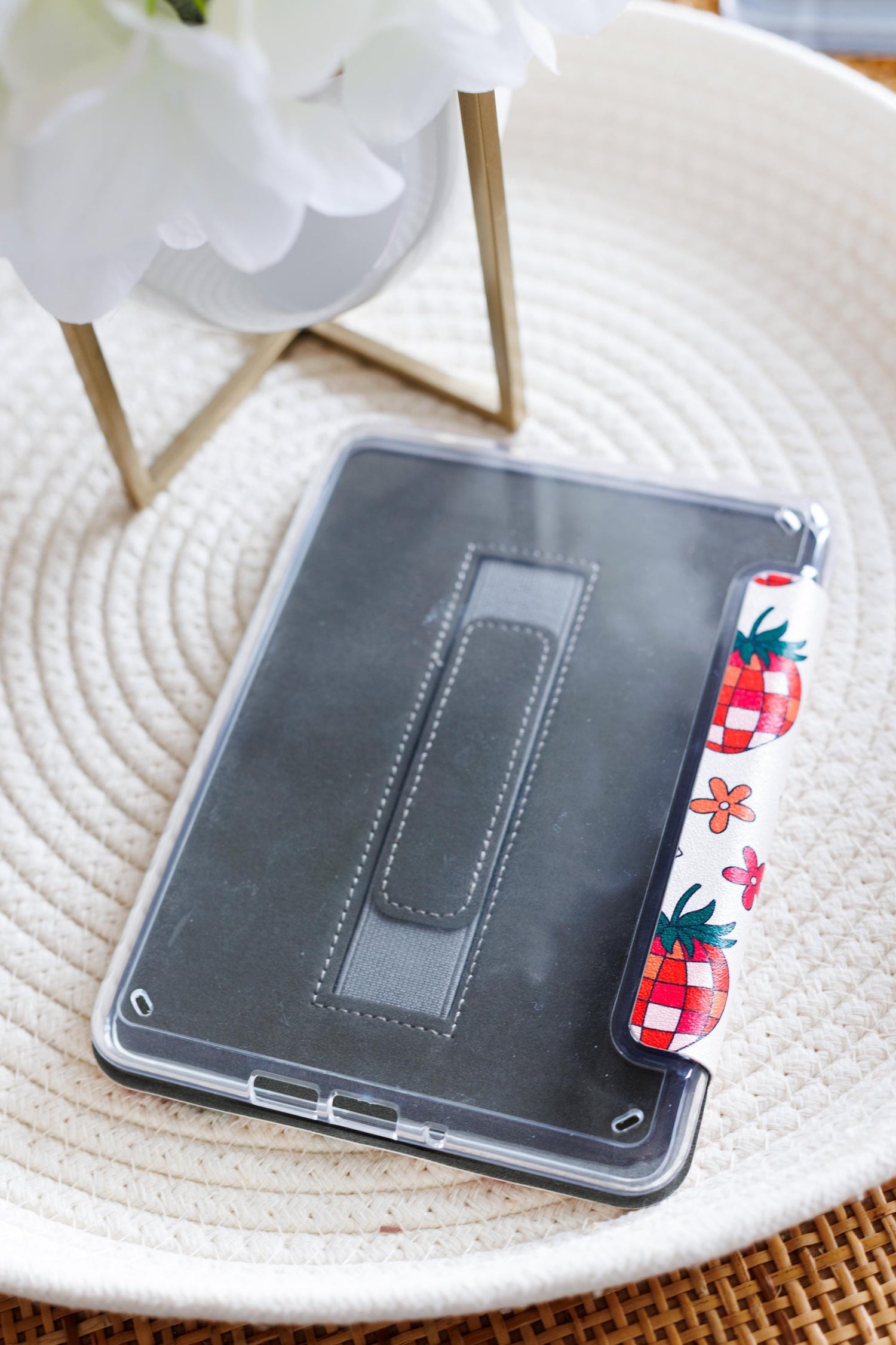Checkered Blooms Kindle Case - FINAL SALE