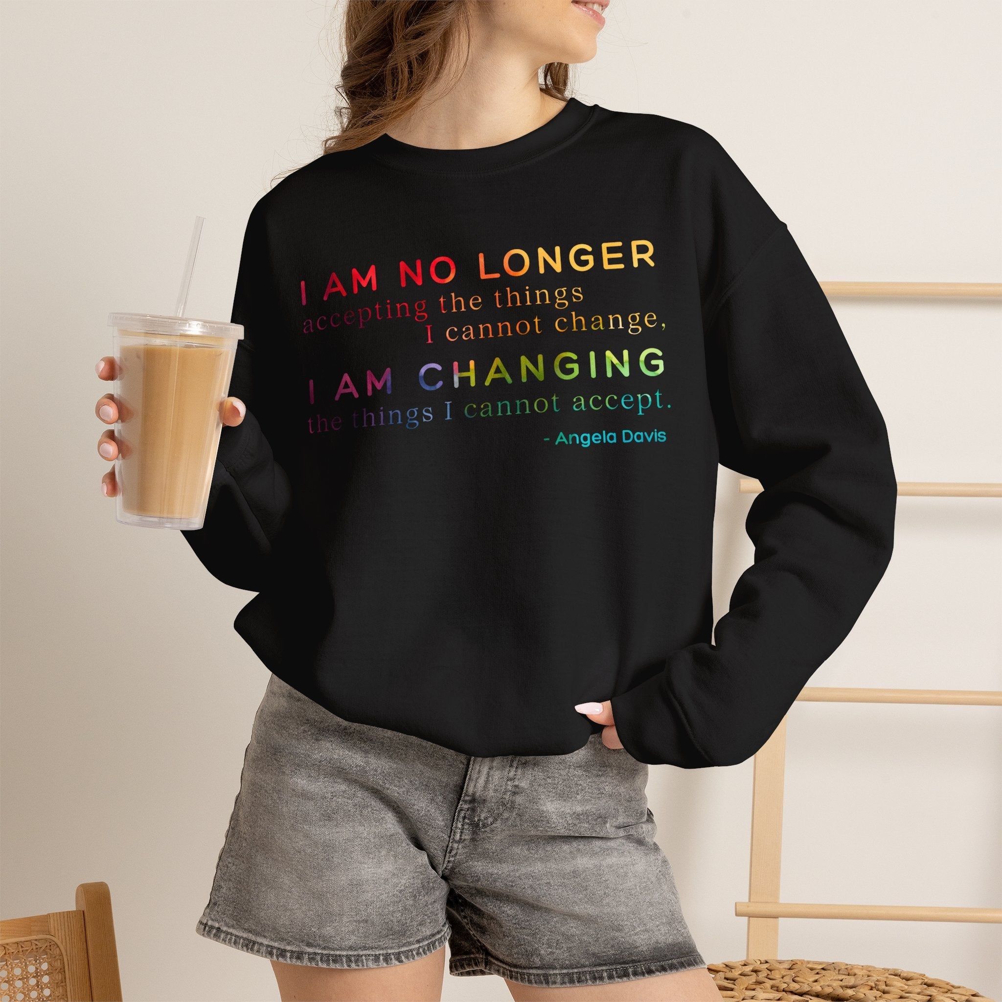 angela-davis-motivational-quote-crewneck-sweatshirt-i-am-no-longer-accepting-i-am-changing