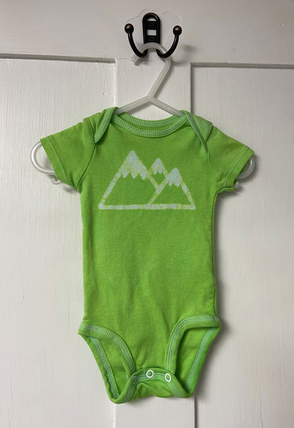 Mountain Baby Bodysuit, Short Sleeves