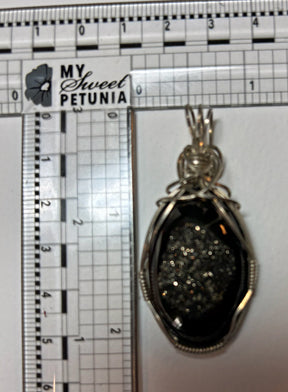 Black Drusy Pendant - Measurement