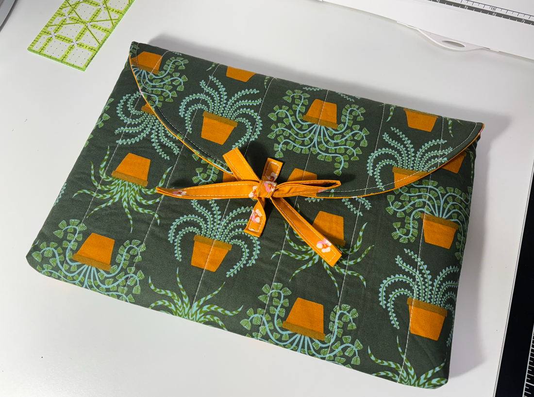 Quilted Laptop Case with Tie Close