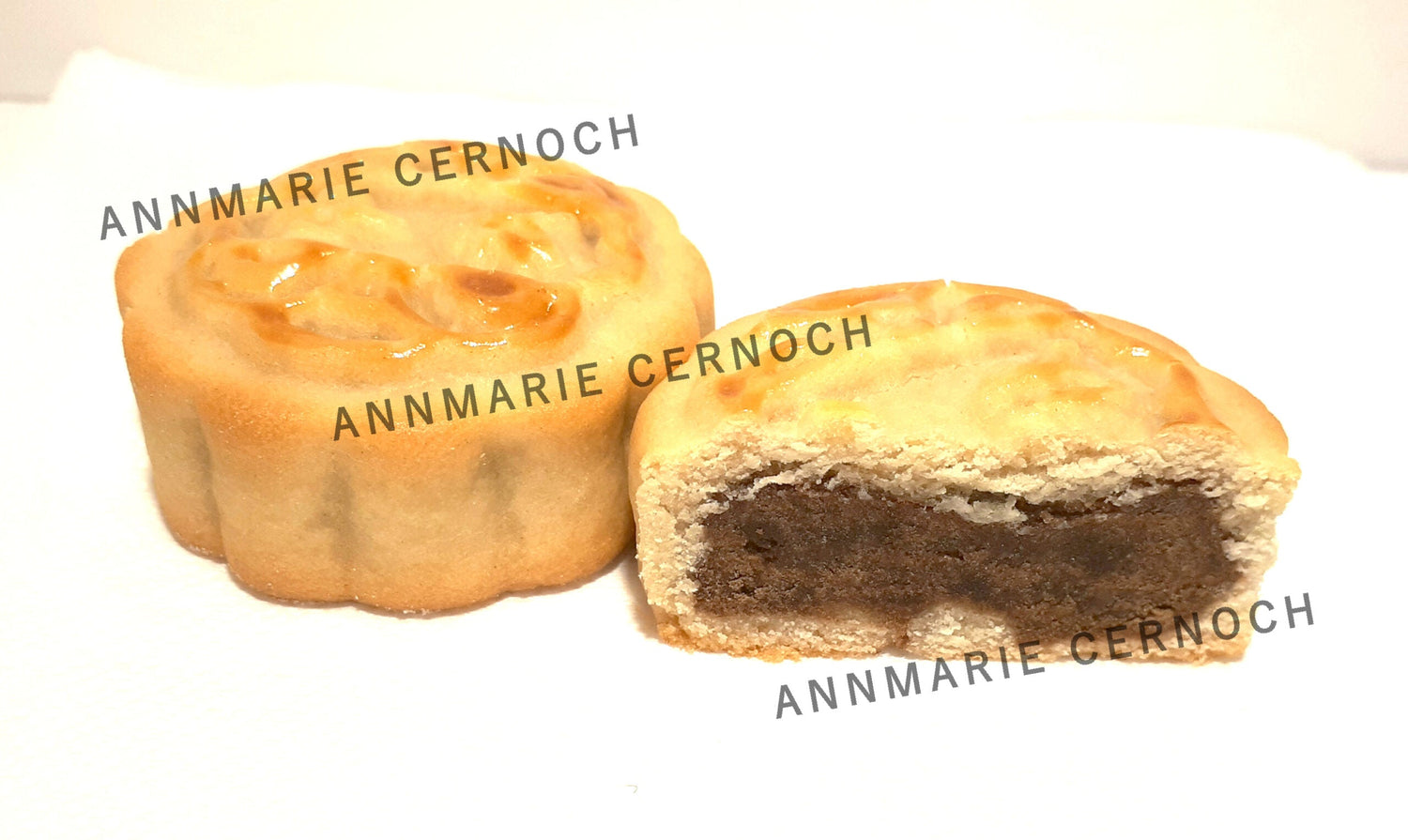 Mooncakes 2pk (Red Bean, Cinn/Vani, Choco, Coconut)
