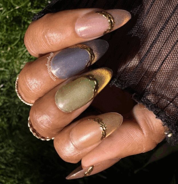 Golden Eclipse - Muted Rainbow Cat-Eye Gold Chrome French Tip Skittles Press-On Nail Extensions 10pcs