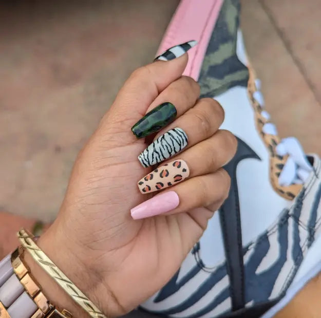 Mismatch - Animal Print and Camouflage mixed up Press-On Nail Extensions 10pcs