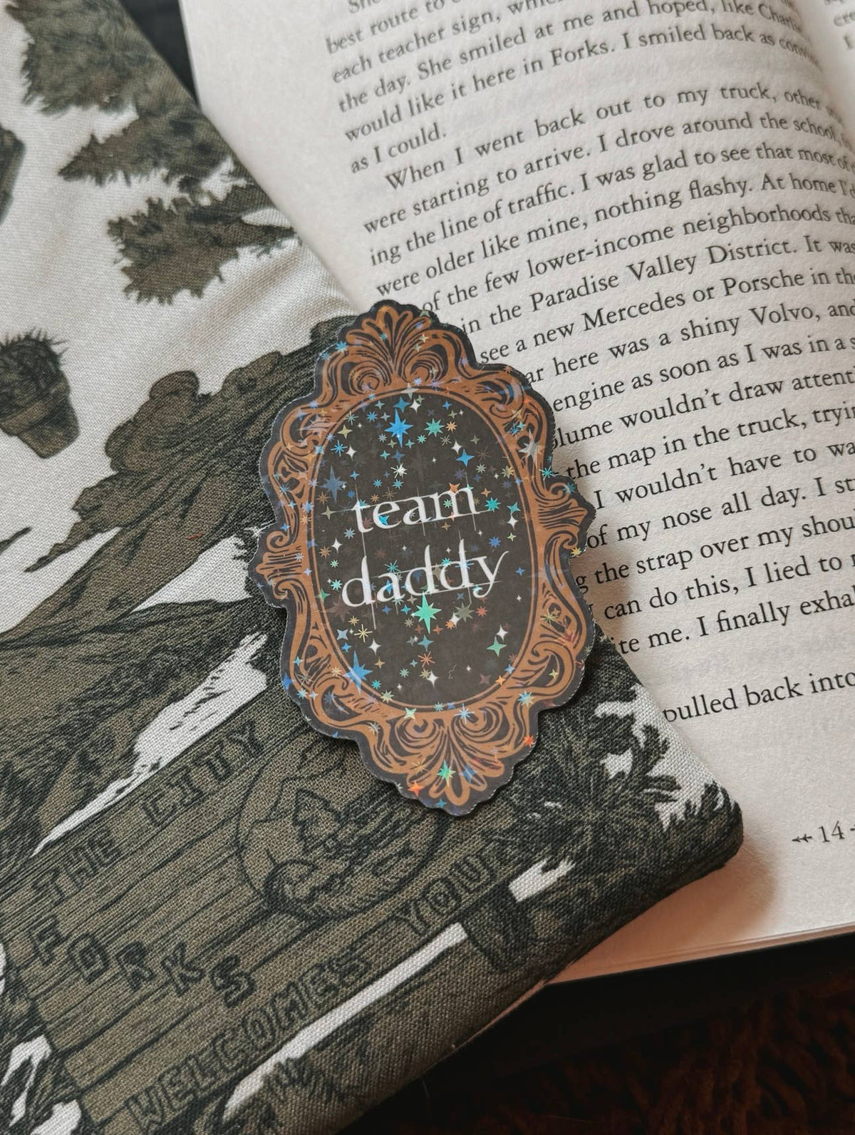 Decorative bookmark with &