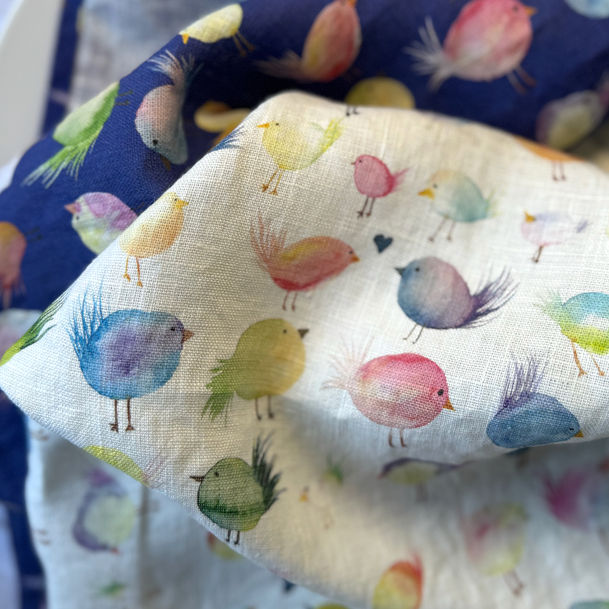 floofy birds linen napkins