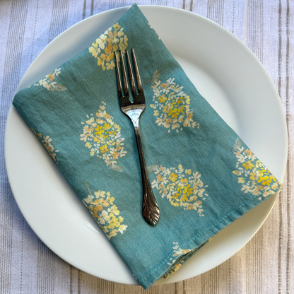 golden hydrangea clusters linen napkins