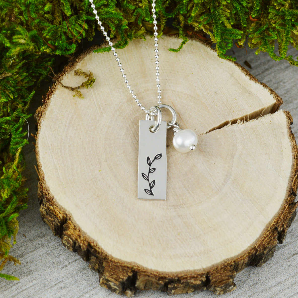 Botanical Sterling Silver Necklace with Freshwater Pearl 