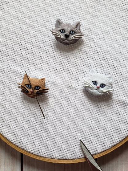 Cute Cat Needle Minder