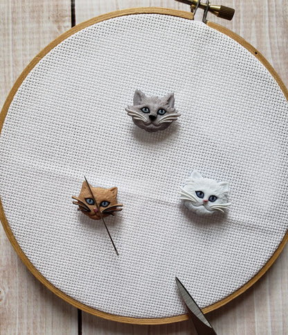 Cute Cat Needle Minder