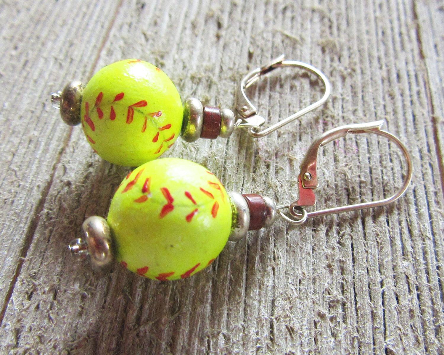 Softball Earrings - Pitch them as a gift - Women&