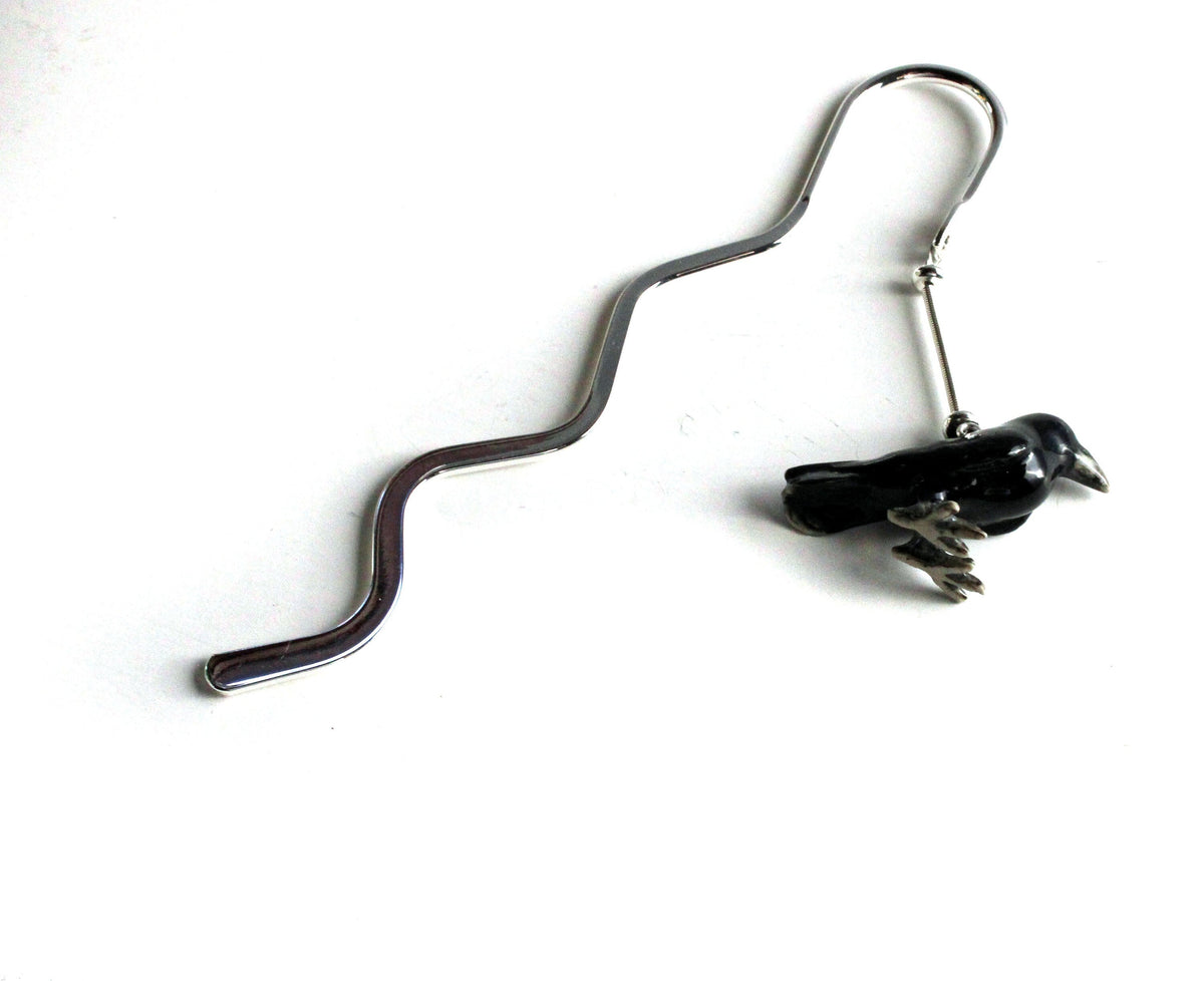 RAVEN BOOKMARK - Beautiful raven metal bookmark with a unique design, ideal for enhancing any reading experience.