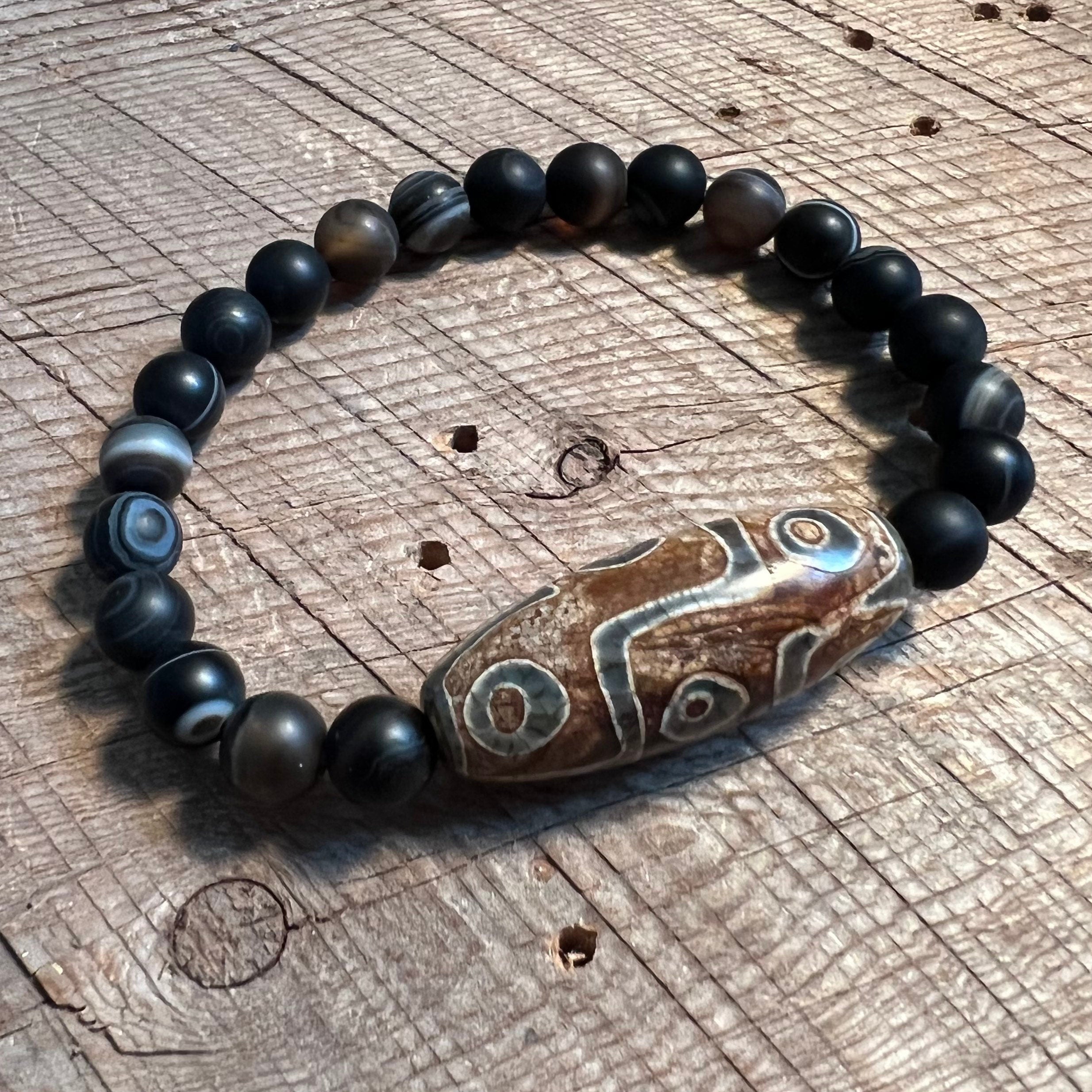 SariBlue® Tibetan Nine Eye Dzi Bracelet With Black Striated Agate