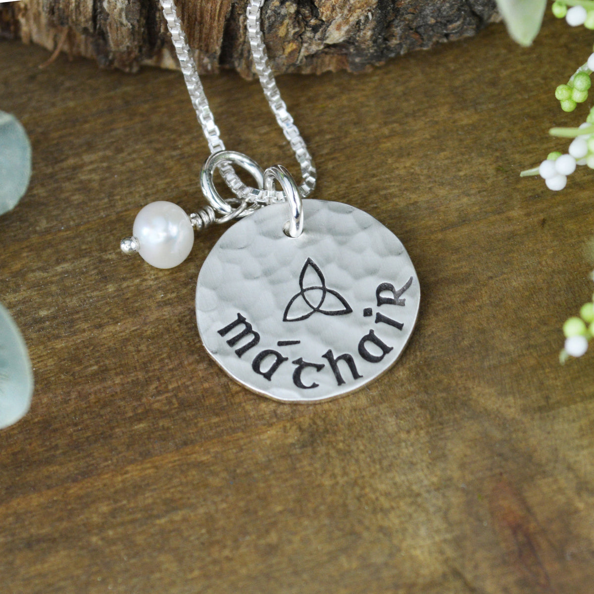 Mathair Mother Necklace 