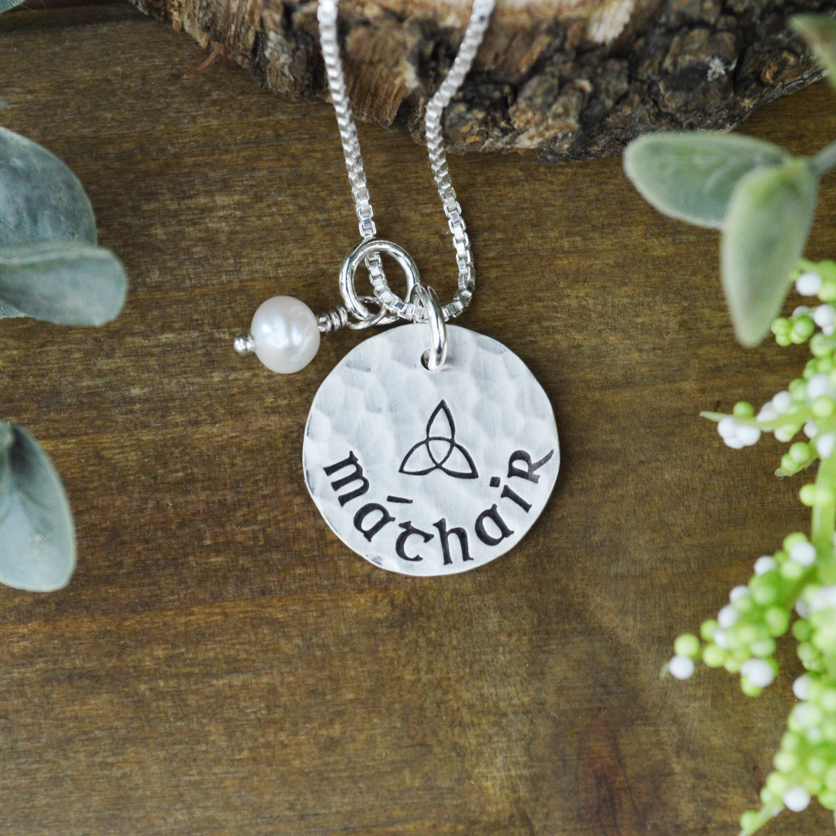 Mathair Mother Necklace 