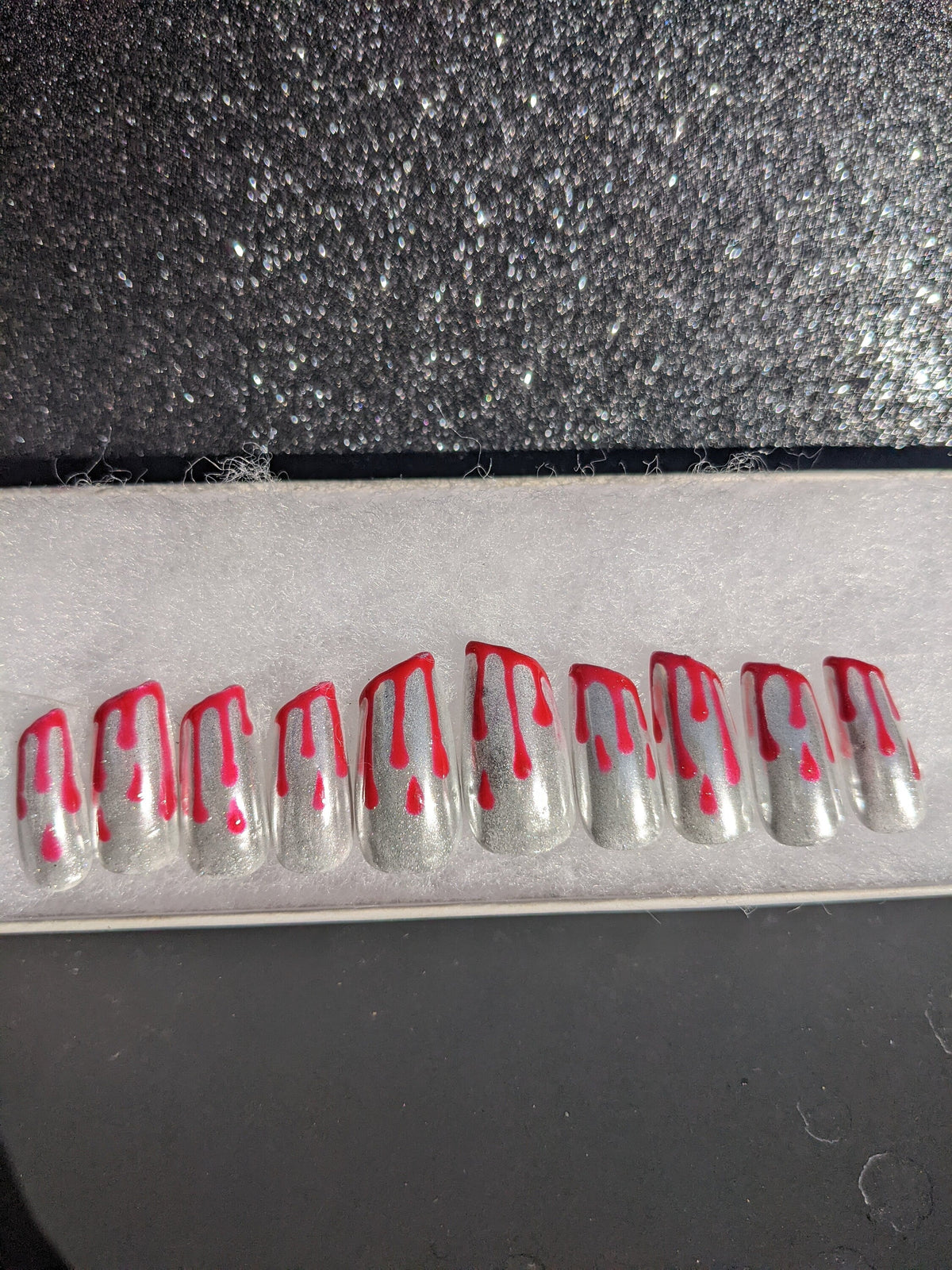 Knives Out - Color Changing Blood Drip Silver Chrome Lipstick False Press-On Nail Extensions 10pcs