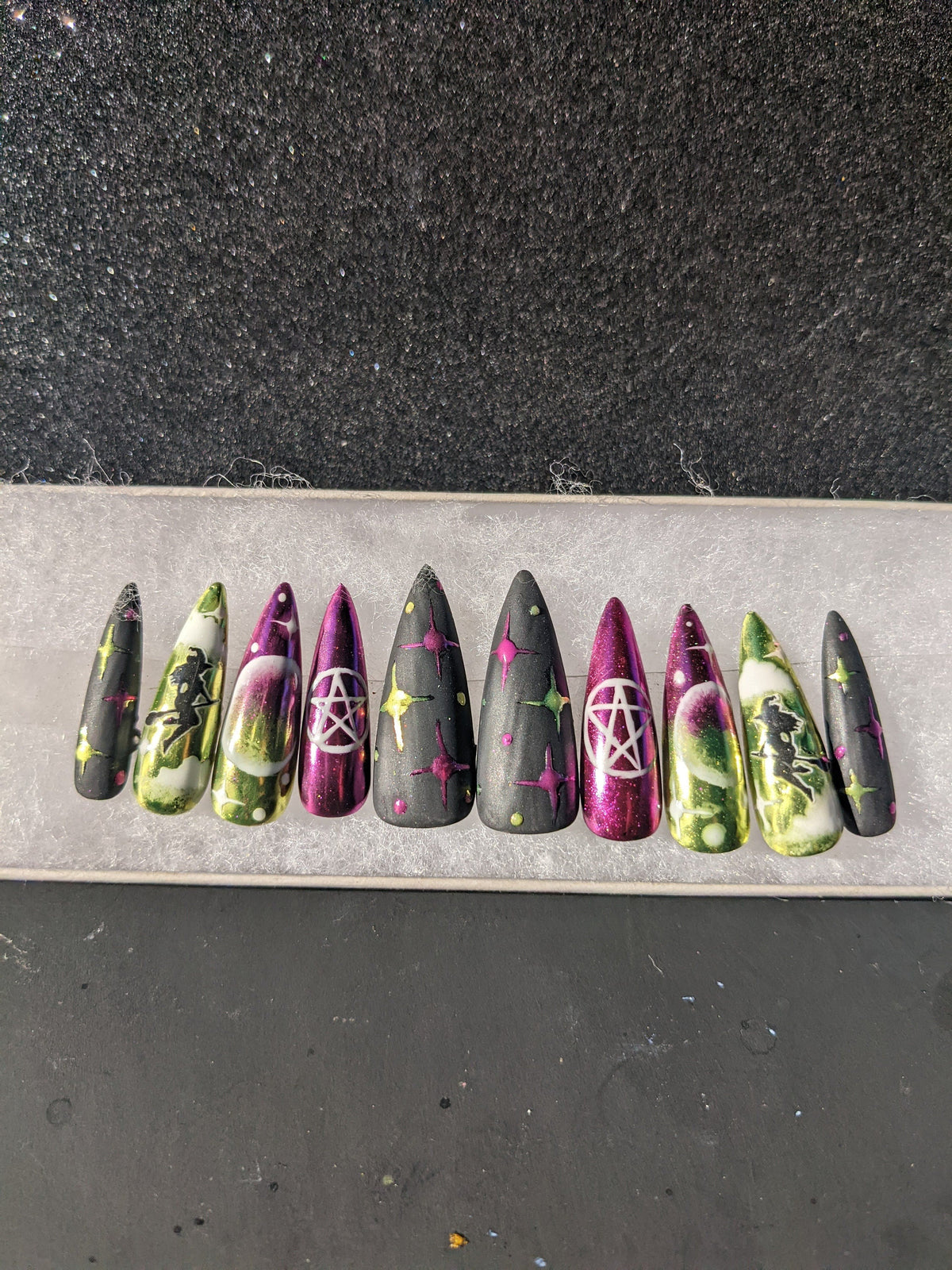 Witch Bitch - Glow in the Dark Witch Purple and Green Chrome False Press-On Nail Extensions 10pcs