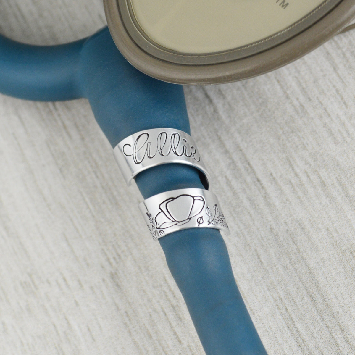 Custom Stethoscope ID Charm • Poppy Bloom Name Tag • Nurse RN Doctor Midwife Gift • Veterinarian Gift •  Stethoscope Accessories