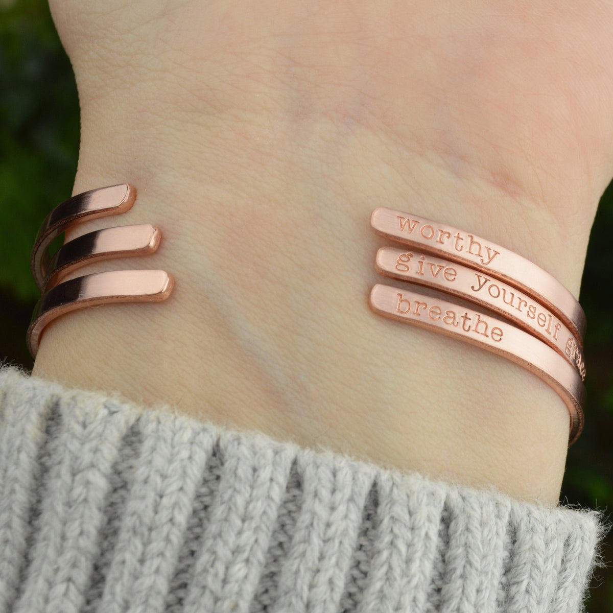 Custom Inspirational Mantra Cuff Bracelet, Personalized Choose Your Quote Cuff Bracelet Word of the Year Encouragement Jewelry