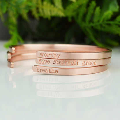 Custom Inspirational Mantra Cuff Bracelet, Personalized Choose Your Quote Cuff Bracelet Word of the Year Encouragement Jewelry