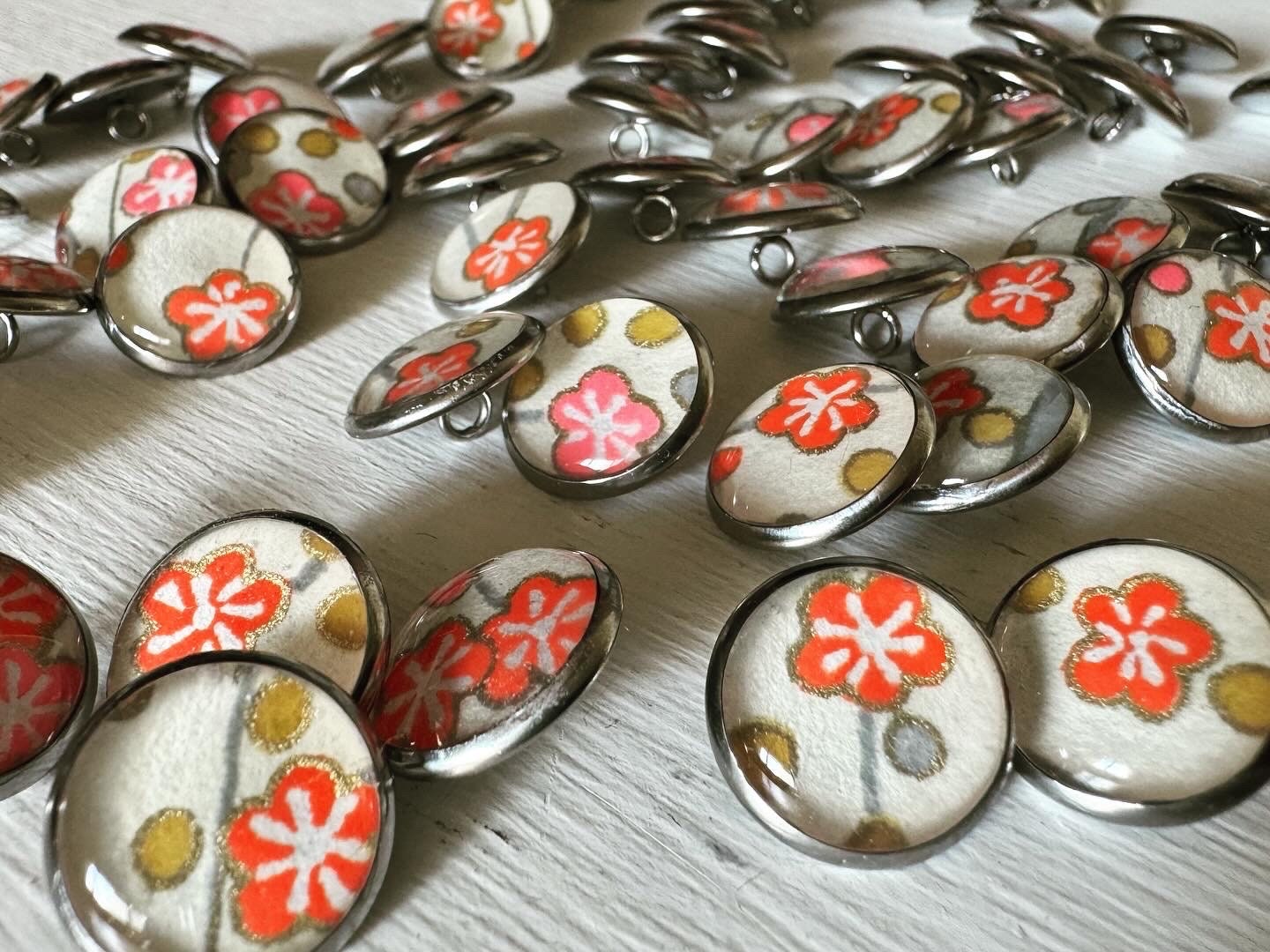 Buttons - Pink and Orange Sakura