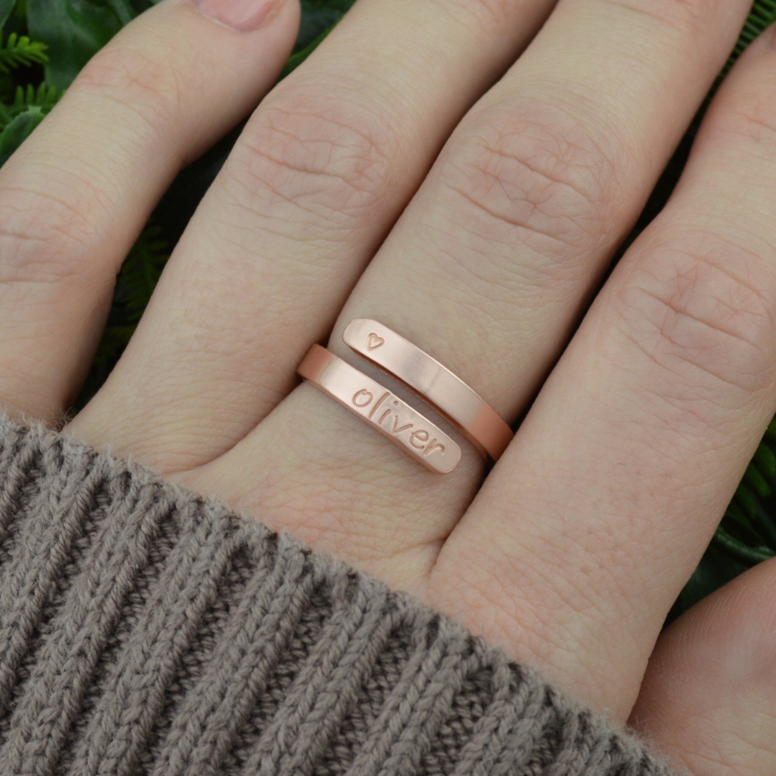 Custom Name Ring, Minimalist Hug Ring, Personalized Initials Ring, Gift for Moms, Mothers Day Gift, Gold or Rose Gold Ring