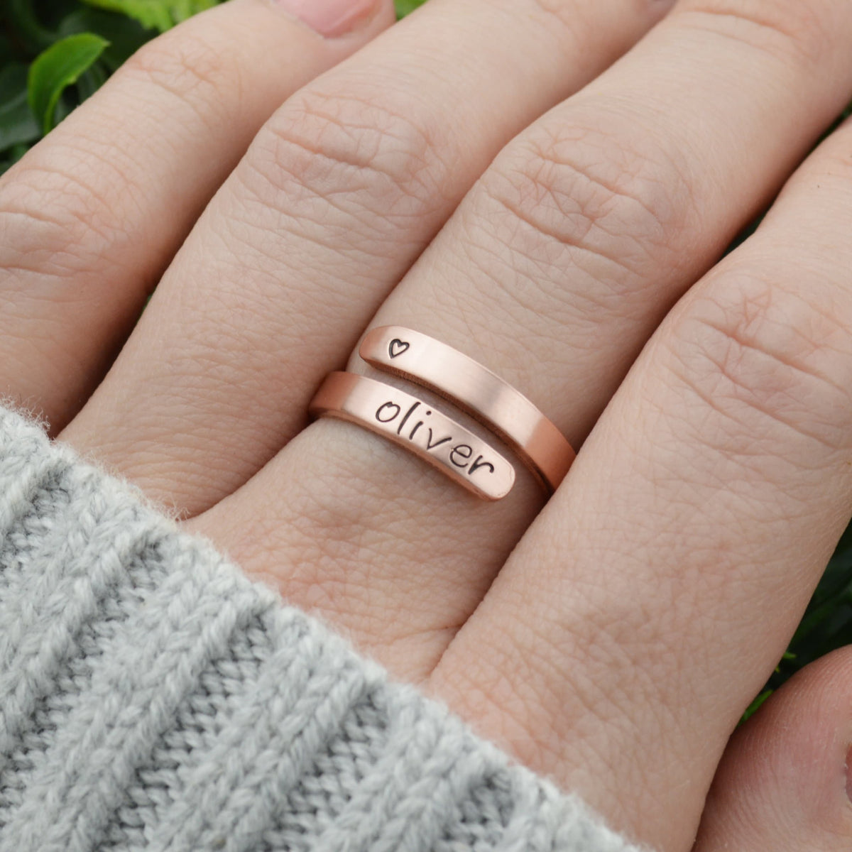 Custom Name Ring, Minimalist Hug Ring, Personalized Initials Ring, Gift for Moms, Mothers Day Gift, Gold or Rose Gold Ring