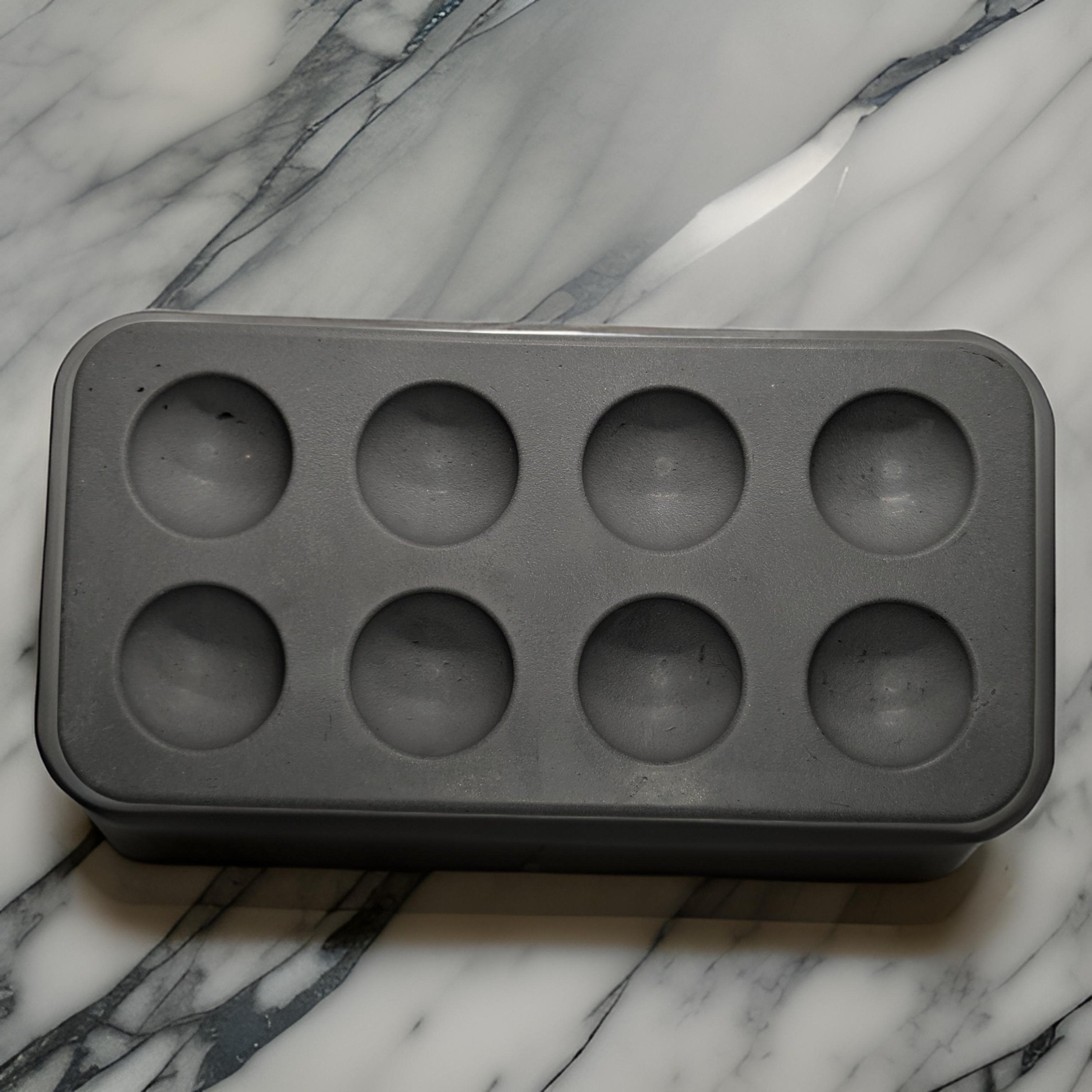 8 Slot Minimalist Concrete Egg Carton/Egg Holder