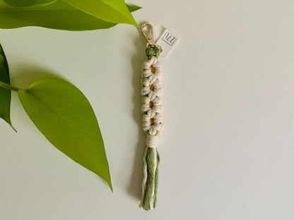 Flower Macrame Keychain: Handmade Boho Bag Charm, Woven Key Accessory, Modern Fiber Art, Gift For Her, Bridesmaid Gift, Party Favor