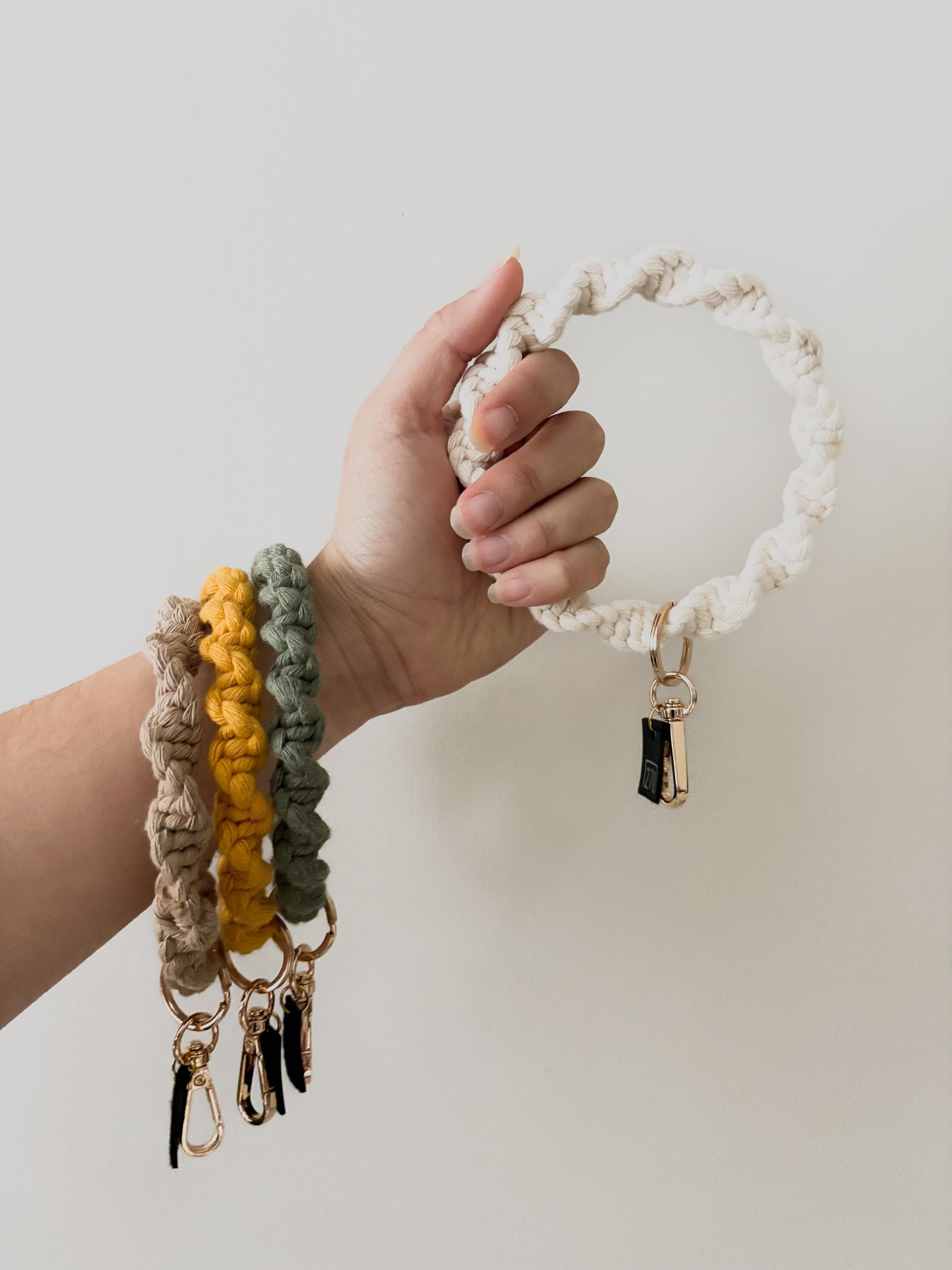 Bracelet Macrame Keychain, Boho, Accessory, Gift for her, woven, party favor, wedding, key charm, Housewarming Gift