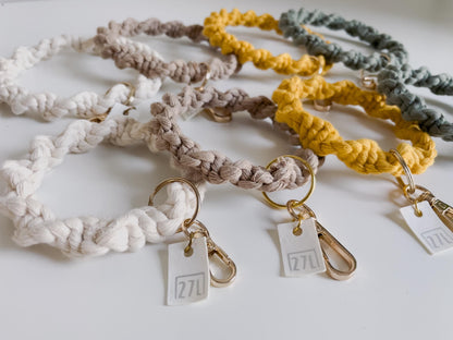Bracelet Macrame Keychain, Boho, Accessory, Gift for her, woven, party favor, wedding, key charm, Housewarming Gift