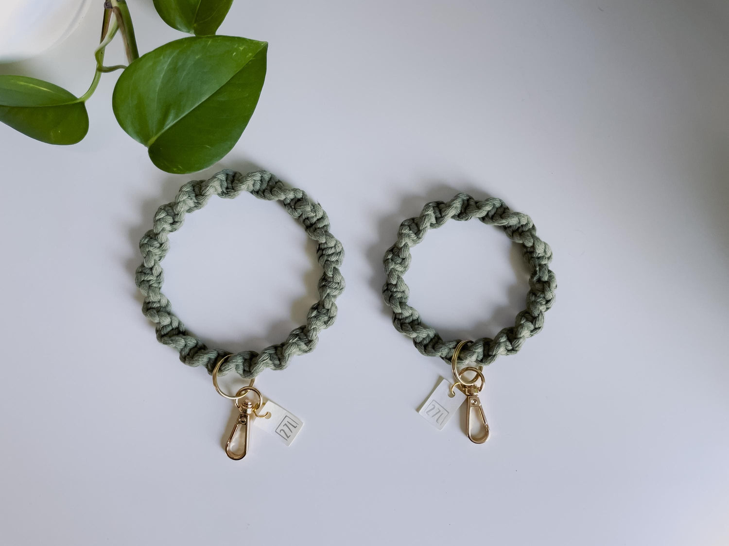 Bracelet Macrame Keychain, Boho, Accessory, Gift for her, woven, party favor, wedding, key charm, Housewarming Gift