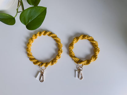 Bracelet Macrame Keychain, Boho, Accessory, Gift for her, woven, party favor, wedding, key charm, Housewarming Gift