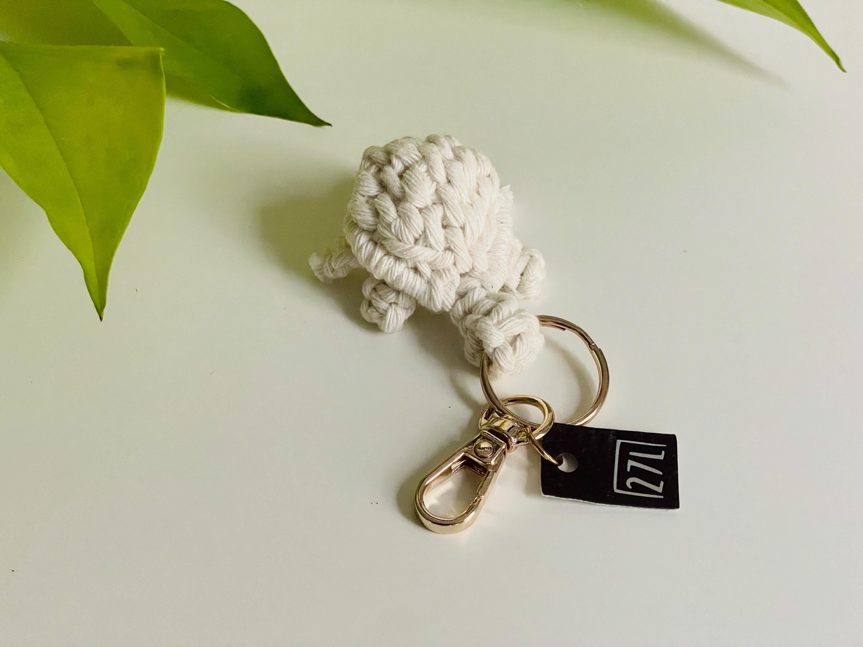 Macrame Turtle Keychain, Handmade Boho Decor, Gift, Party Favor, Housewarming Gift, Bridesmaid Gift, Teacher Gift, Bag Charm