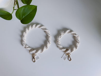 Bracelet Macrame Keychain, Boho, Accessory, Gift for her, woven, party favor, wedding, key charm, Housewarming Gift