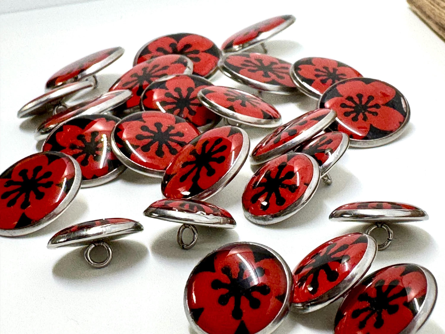 Small Round Buttons - Red Flowers on Black Background - 12mm
