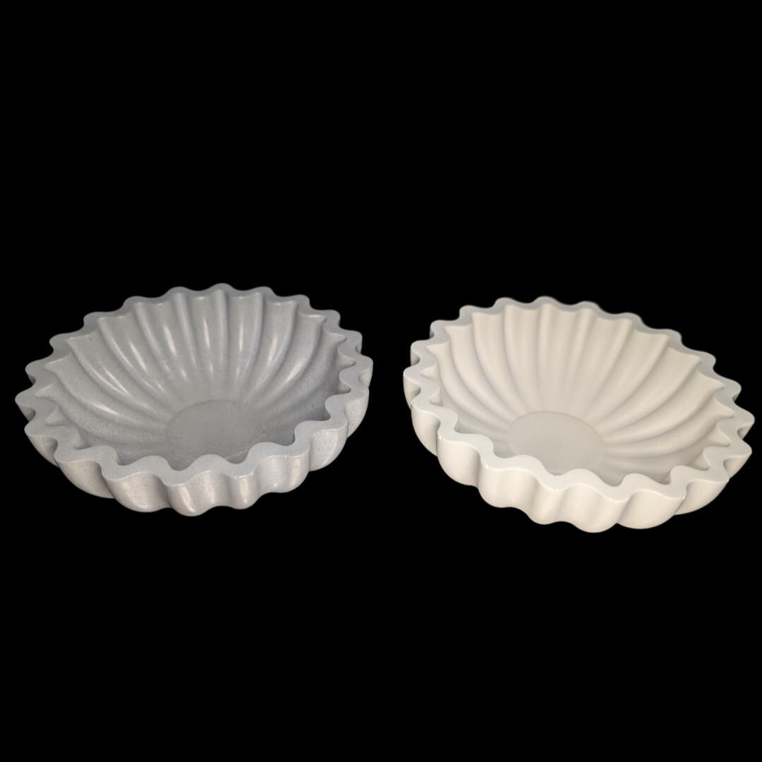 Concrete Ruffle Trinket Dish - Fluted Scalloped Jewelry Bowl - Ribbed Catchall Tray - Modern Minimalist Home Decor - Concrete Vessel
