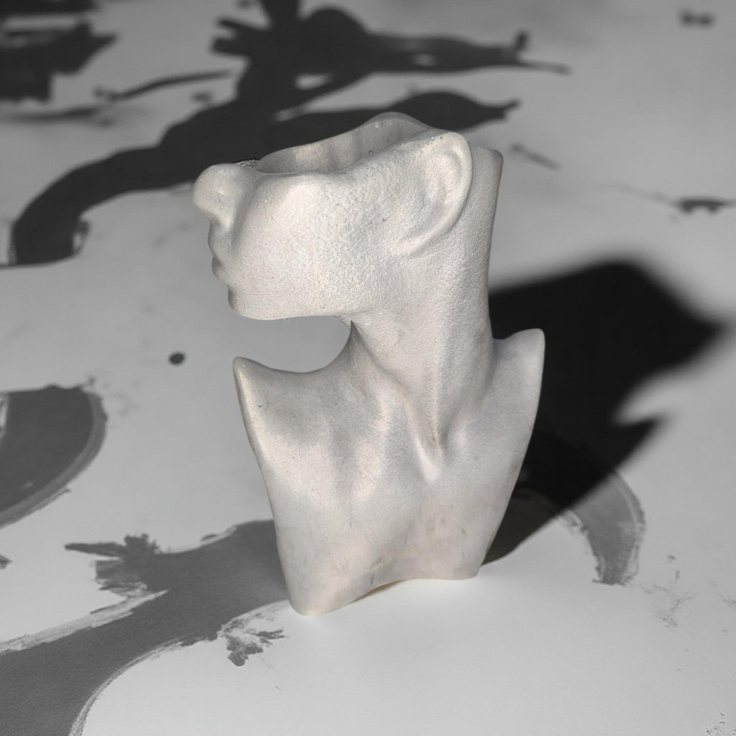 Abstract Concrete Woman Vase – Modern Feminine Sculpture, Minimalist Home Decor