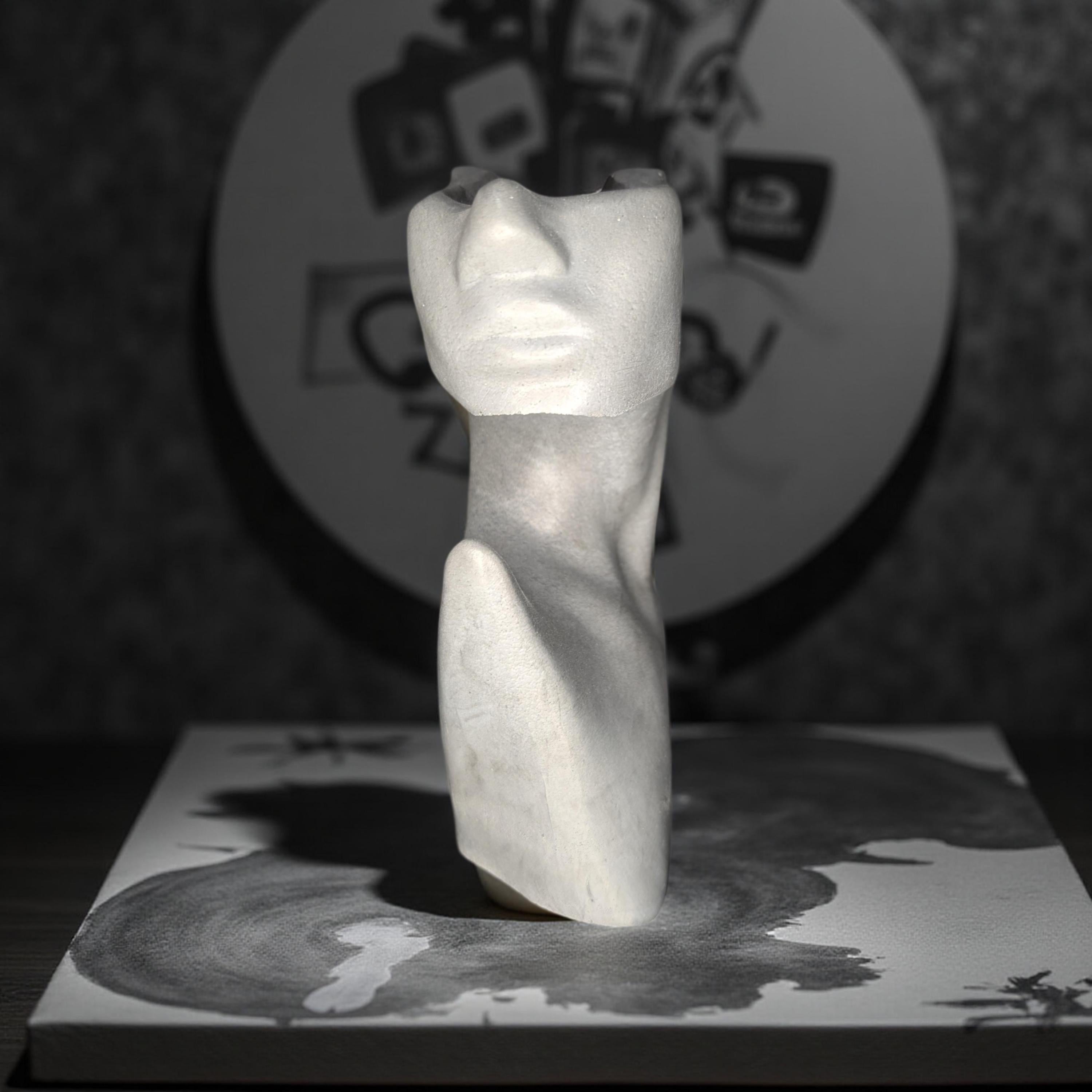 Abstract Concrete Woman Vase – Modern Feminine Sculpture, Minimalist Home Decor